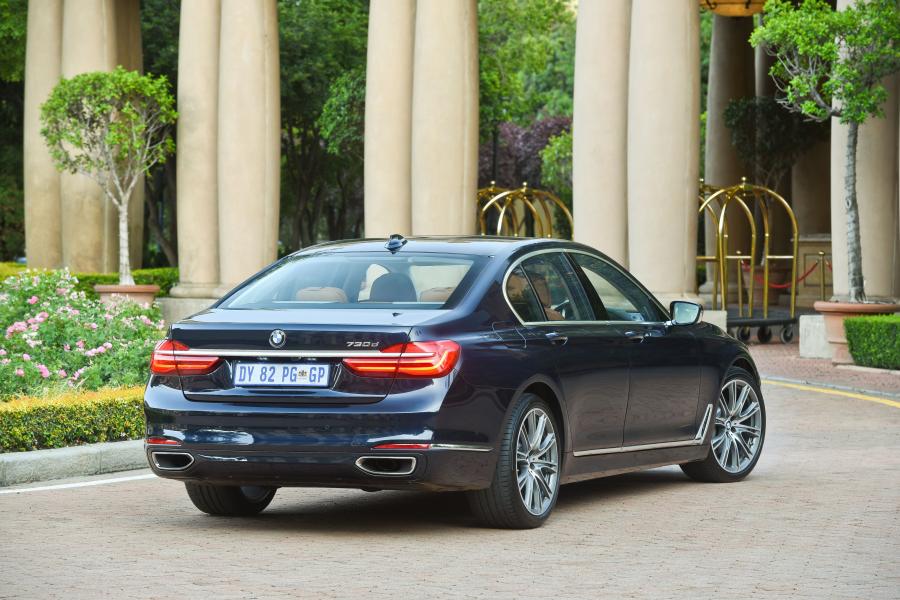  BMW 730d 2016 года  (ZA) (фото 10 из 30)